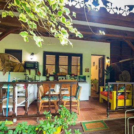 Villa Martinique Treehouse Canton Suisse Exterior foto