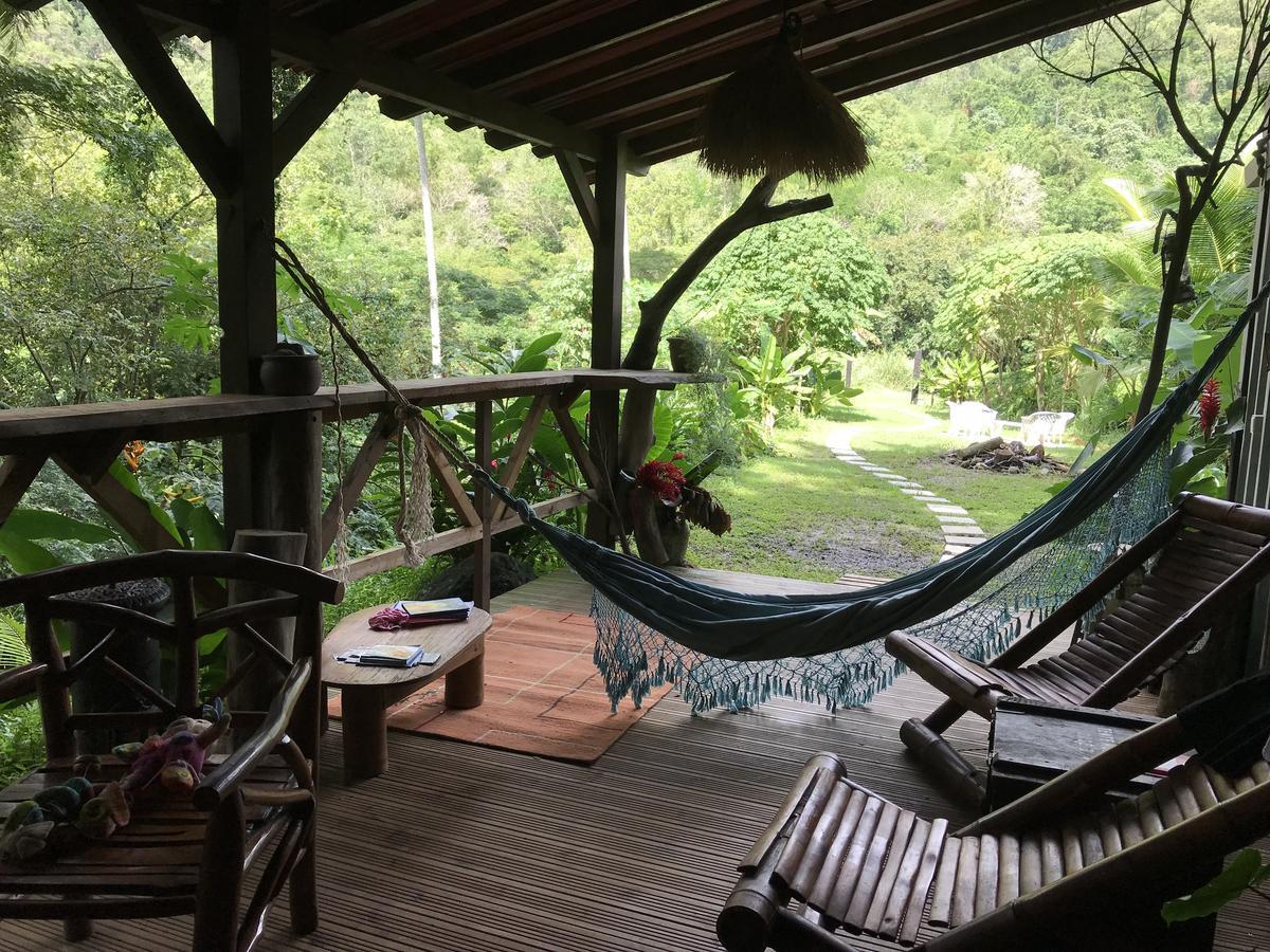 Villa Martinique Treehouse Canton Suisse Exterior foto