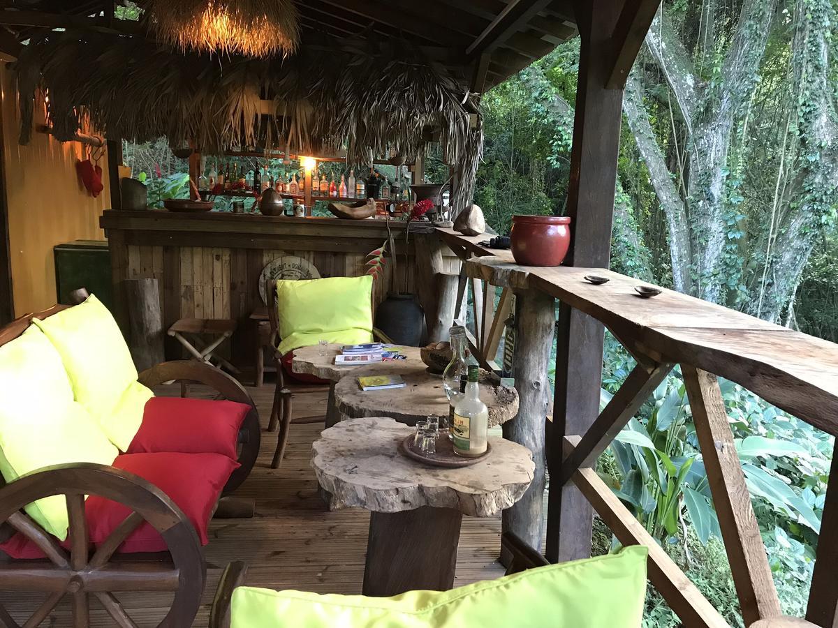 Villa Martinique Treehouse Canton Suisse Exterior foto
