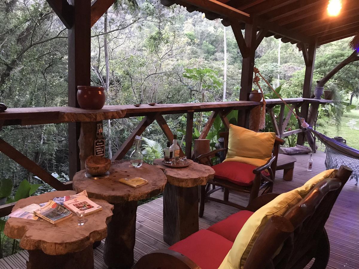 Villa Martinique Treehouse Canton Suisse Exterior foto