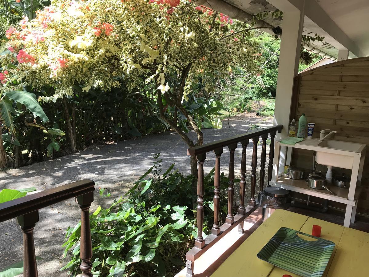 Villa Martinique Treehouse Canton Suisse Exterior foto